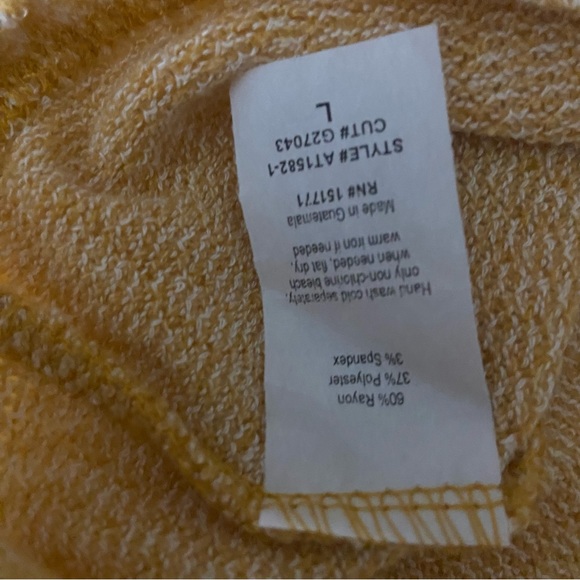 Stitch Fix Kaileigh Cutout Knit Top Size L or XX Large NWOT - Picture 4 of 5